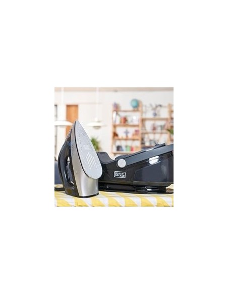 SISTEMA STIRANTE A CARICA CONTINUA 2200W BXSS2200E BLACK+DECKER su ...
