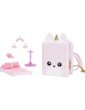 Na Na Na Surprise 3-in-1 Backpack Bedroom Unicorn Playset con Bambola Britney Sparkles, Zaino Unicorno Fuzzy Rosa