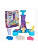 Kinetic Sand Gelateria Colorata, Sabbia Cinetica Blu, Rosa e Bianca, 396g, Coni Gelato e Strumenti per Decorare, 3+ Anni