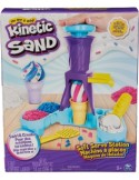 Kinetic Sand Gelateria Colorata, Sabbia Cinetica Blu, Rosa e Bianca, 396g, Coni Gelato e Strumenti per Decorare, 3+ Anni
