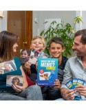 YAS Games What Do You Meme Family, gioco di società per tutta la famiglia, 300 carte didascalia, 65 carte immagine, 1 cavalletto