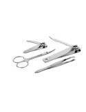 Set Manicure 4 Pezzi in Acciaio: Tagliaunghie, Forbici, Pinzetta, Pratico e Resistente