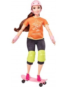 BARBIE GJL73 BAMBOLA OLIMPIADI ASSORT su TreG Ingrosso