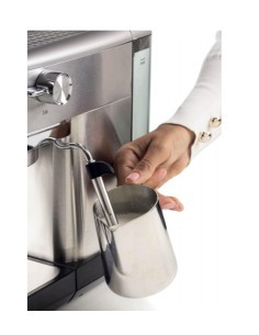 MACCHINA CAFFE 1380 ESPRESSO 1300W 1,1LT INOX su TreG Ingrosso