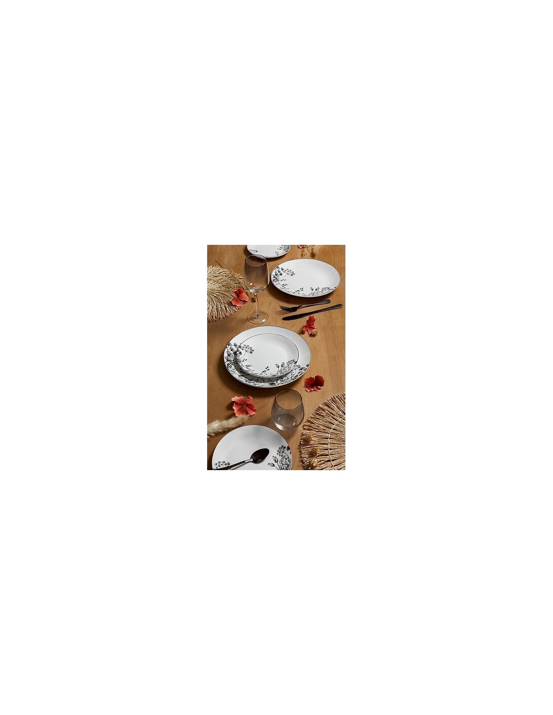 SERVIZIO 16 POSATE NERO INOX 154001 su TreG Ingrosso