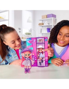 BFF 904347 BAMBOLA KATIE CON ACCESSORI su TreG Ingrosso