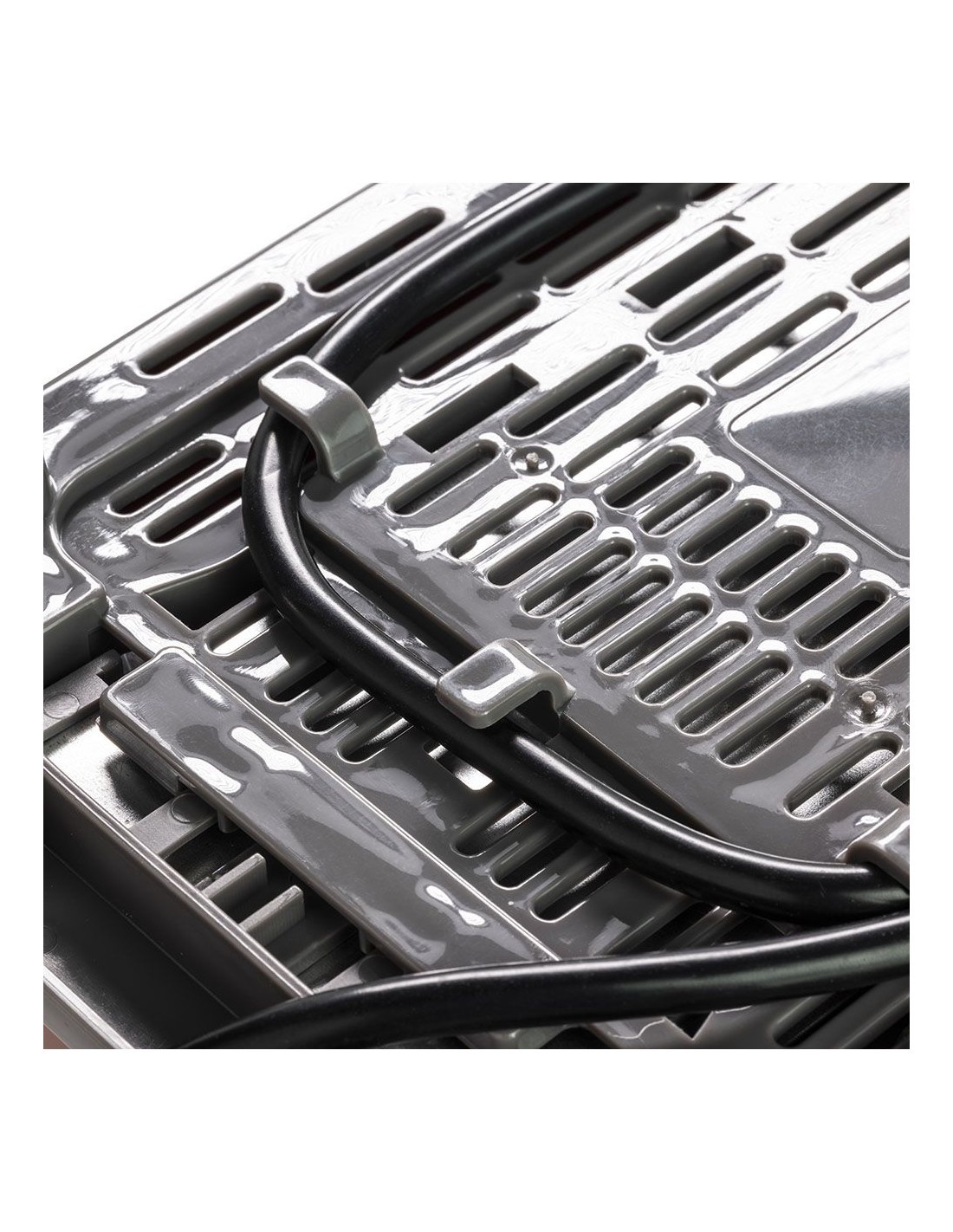 Tognana Iridea Tostapane con pinze 850W colore Verde Salvia