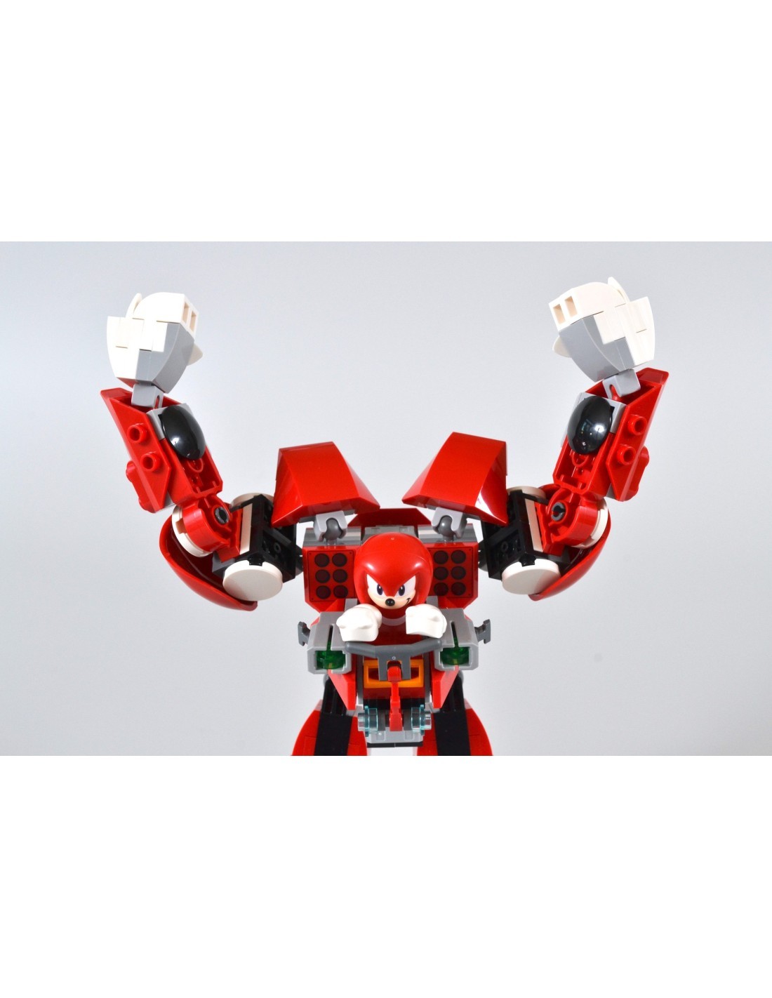 SONIC 76996 MECH GUARDIANO DI KNUCKLES