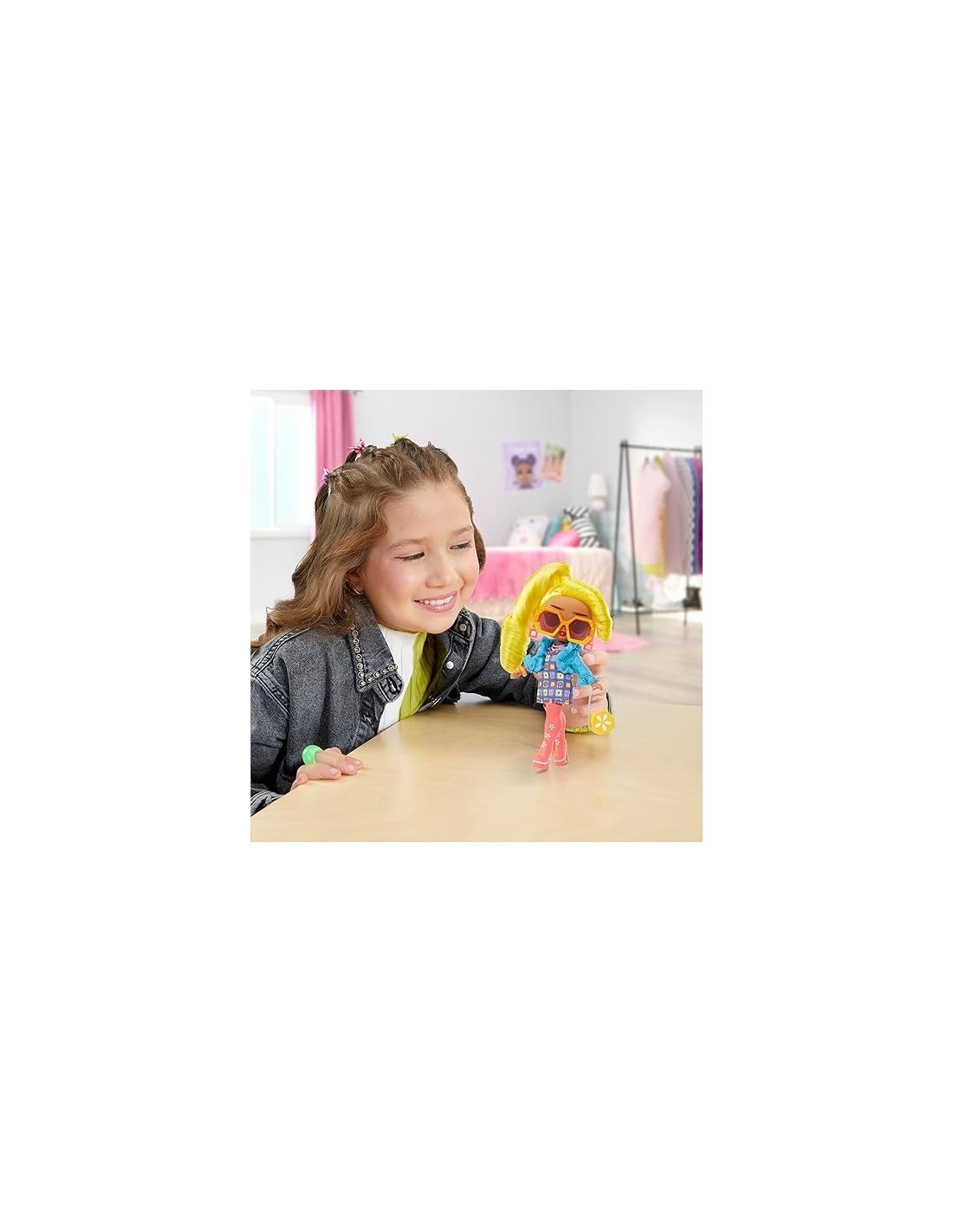 L.O.L. Surprise! Tweens con Fashion Doll Hana Groove, Oltre 10 Sorprese e Accessori | Età 4+