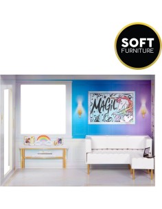 Rainbow High Townhouse, Casa delle Bambole in Legno, 3 Piani, 5 Stanze, Patio, Ascensore, Arredata, Accessori, Età 4+