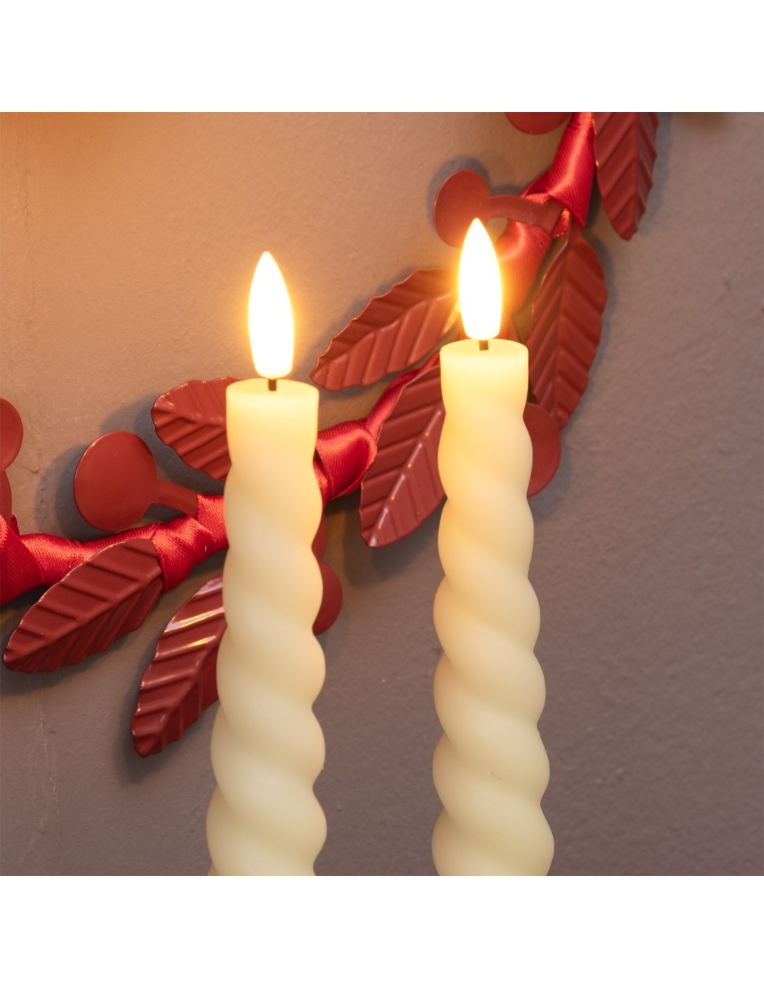 Set 2 Candele di Natale Taper a Spirale, La Magia di Natale con Fiamma 3D