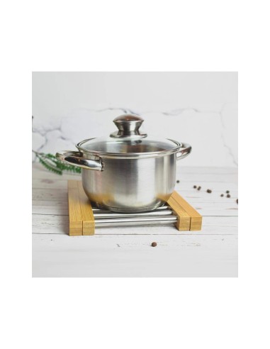 Sottopentola Estensibile in Acciaio e Bambù, Resistente e Antigraffio, Dimensioni Regolabili da 16 a 25 cm