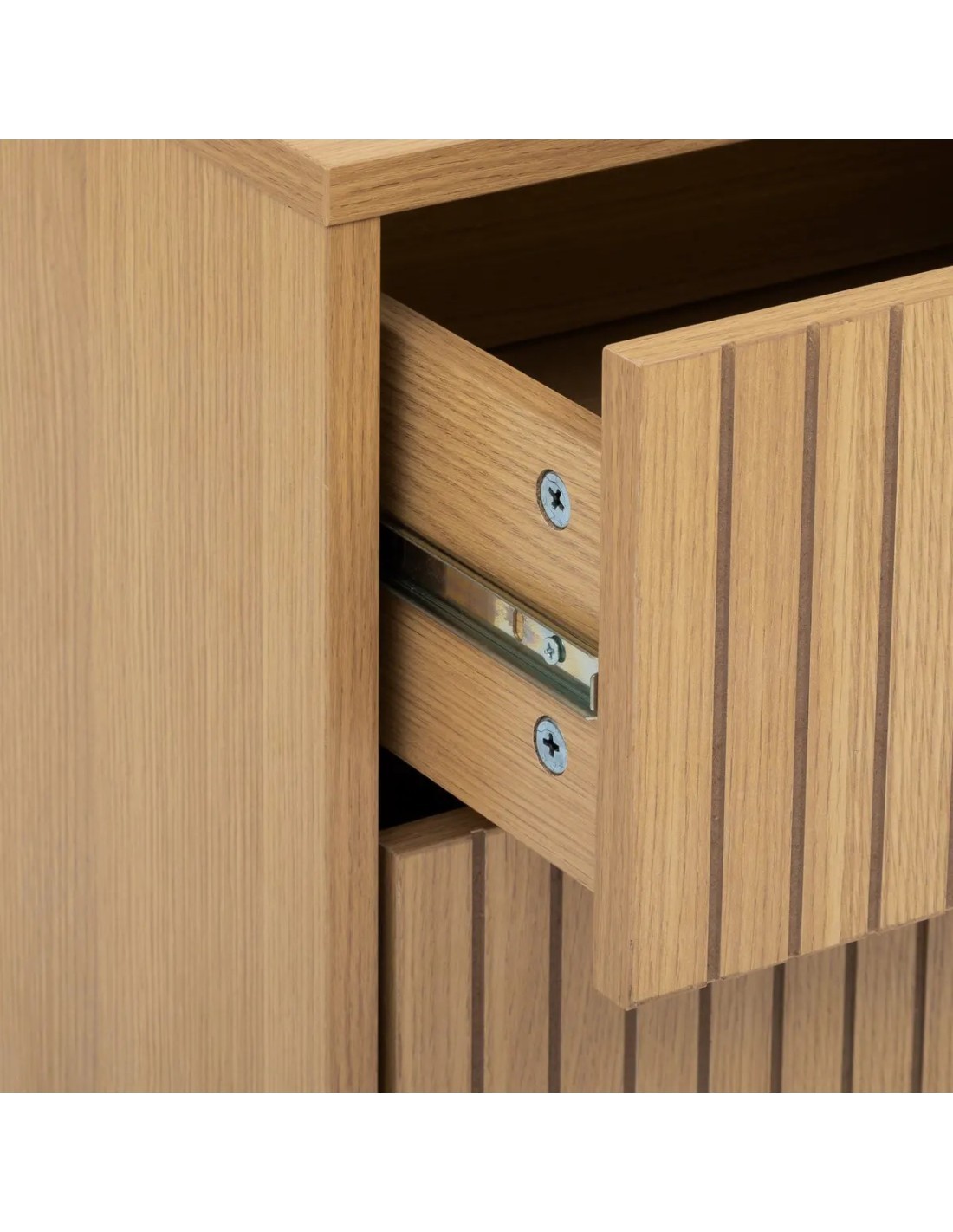 Comodino "Tasso" 2 cassetti, dimensioni L. 40 x P. 40 x H. 52,5 cm, peso 11,450 kg, design compatto, camera da letto, pratico
