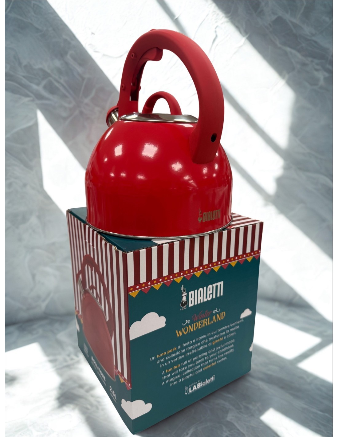 Bollitore rosso Bialetti linea Winter Wonderland
