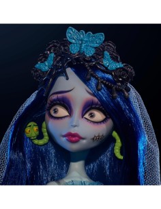 Monster High Skullector Emily – Sposa cadavere (JDR67) | Edizione Anniversario – Abito Gotico, Accessori, Stand
