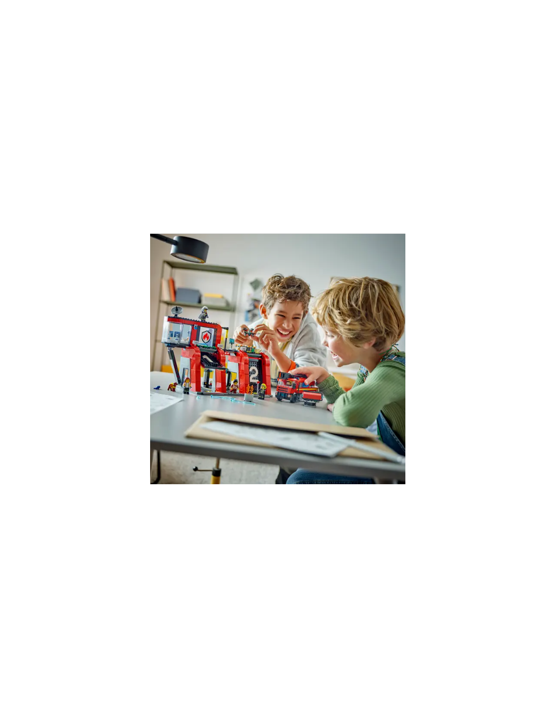 CITY 60414 CASERMA DEI POMPIERI E AUTOPOMPA