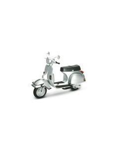 MOTOMODELLO 42123SS VESPA P200E 1:12 su TreG Ingrosso 2