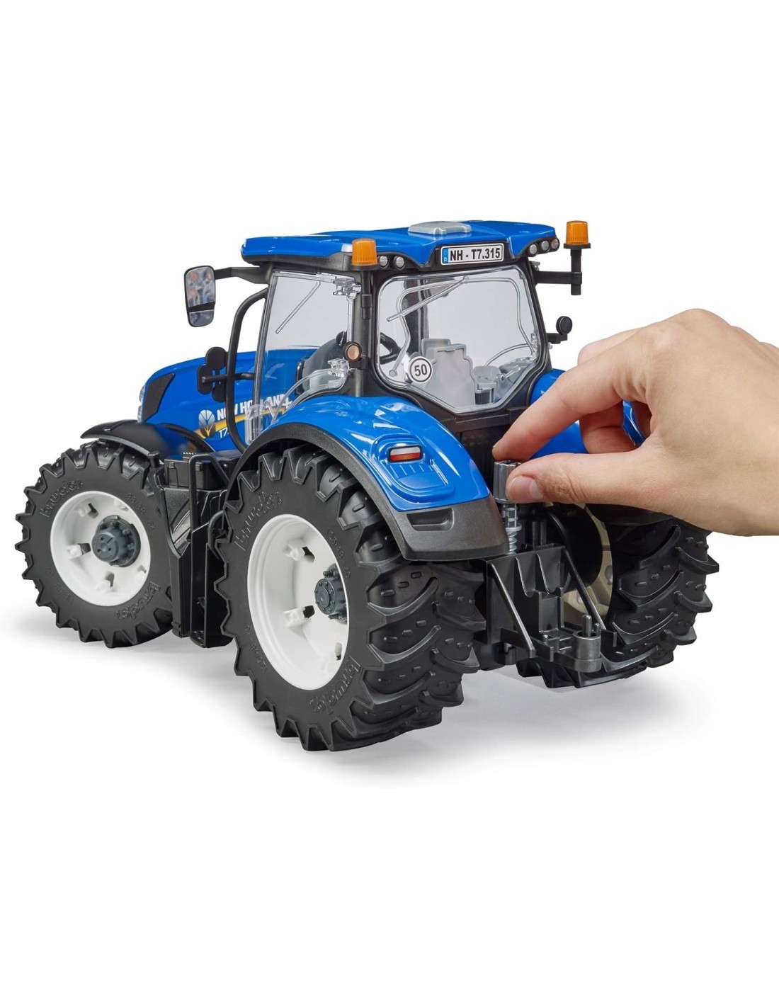 TRATTORE 682 NEW HOLLAND su TreG Ingrosso