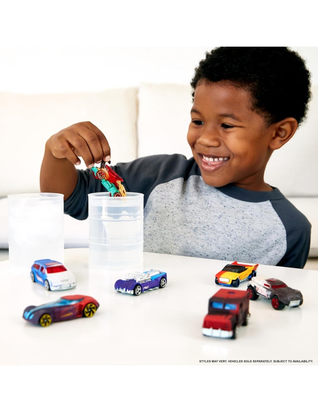 HOT WHEELS BHR15 AUTO CAMBIA COLORE ASSORTITO MATTEL su TreG Ingrosso