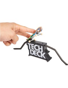 TECH DECK 6061574 CONF 2 SKATE CON ACCESSORI su TreG Ingrosso