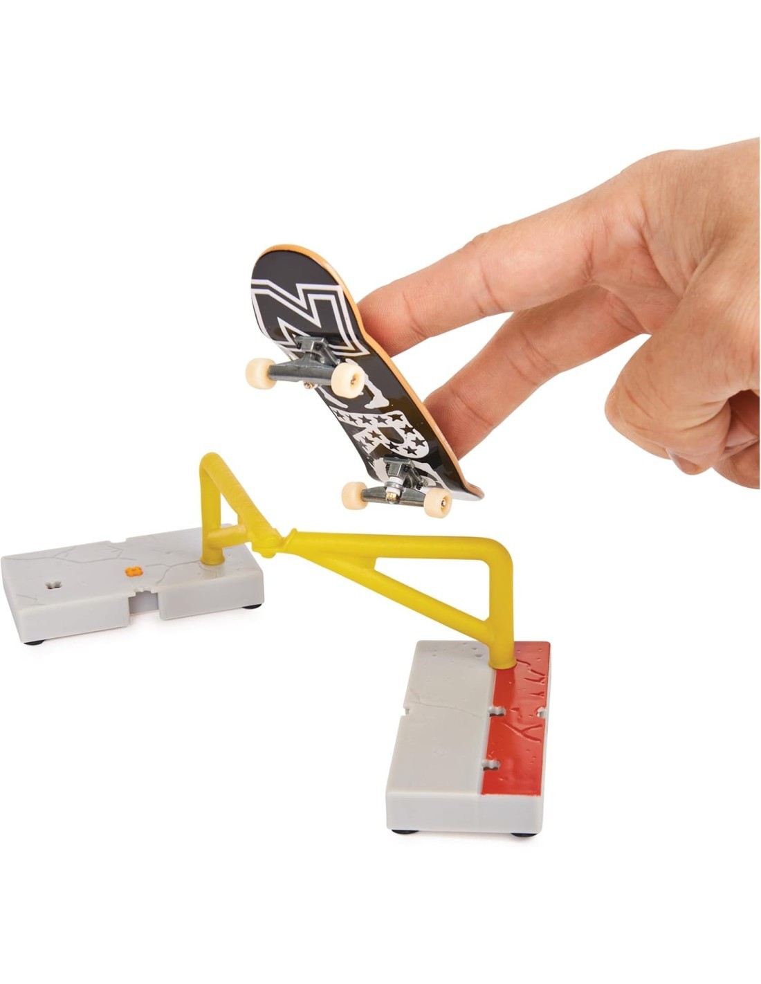 TECH DECK 6061574 CONF 2 SKATE CON ACCESSORI su TreG Ingrosso