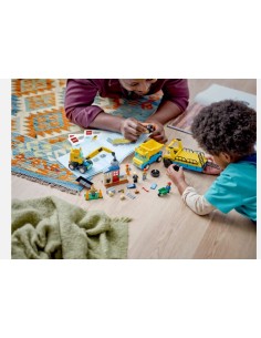 CITY 60391 CAMION DA CANTIERE E GRU CON PALLA DA DEMOLIZIONE su Tre...