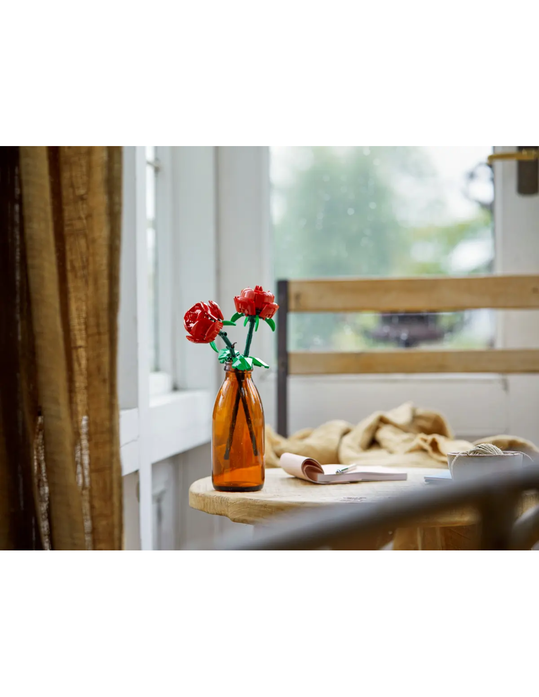 LEGO Creator Rose, Set di Fiori Finti da Costruire, Decorazione per Casa e Accessori per Bambini da 8 Anni 40460