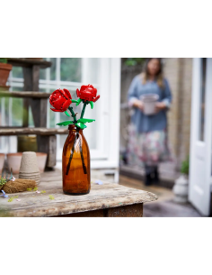 LEGO Creator Rose, Set di Fiori Finti da Costruire, Decorazione per Casa e Accessori per Bambini da 8 Anni 40460
