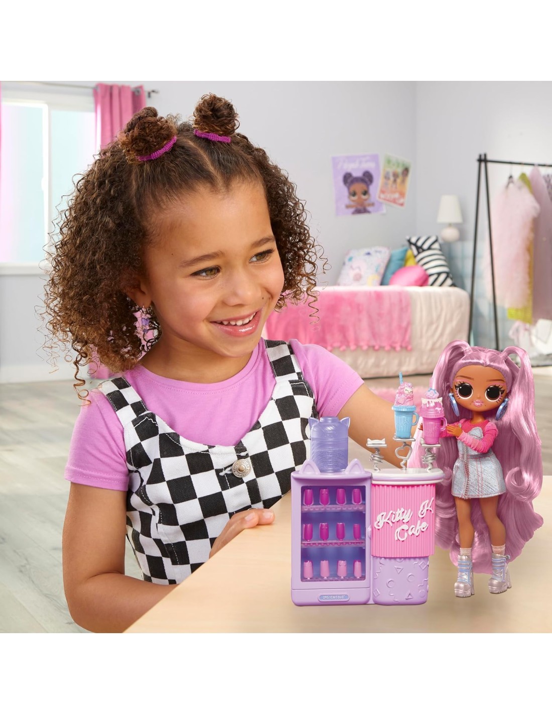 L.O.L. Surprise! OMG Sweet Nails: Kitty K Café, Unghie Finte, Smalti e 15 Sorprese per Bambine