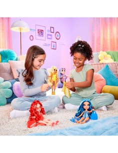 Rainbow High Swim & Style, Bambola 28 cm, Bambole Assortite, Costume da Bagno Rimovibile, Accessori Moda 2