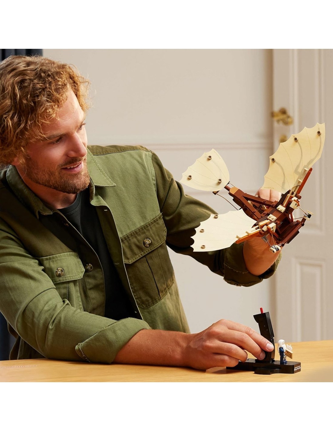 LEGO ICONS MACCHINA VOLANTE DI LEONARDO DA VINCI