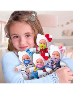 Nenuco Hello Kitty & Friends Bambola Bebè Cute Friends – Famosa ASSORTITO