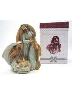 NATIVITA' PEZZO UNICO 25X21X12CM VESTI COLORATE su TreG Ingrosso