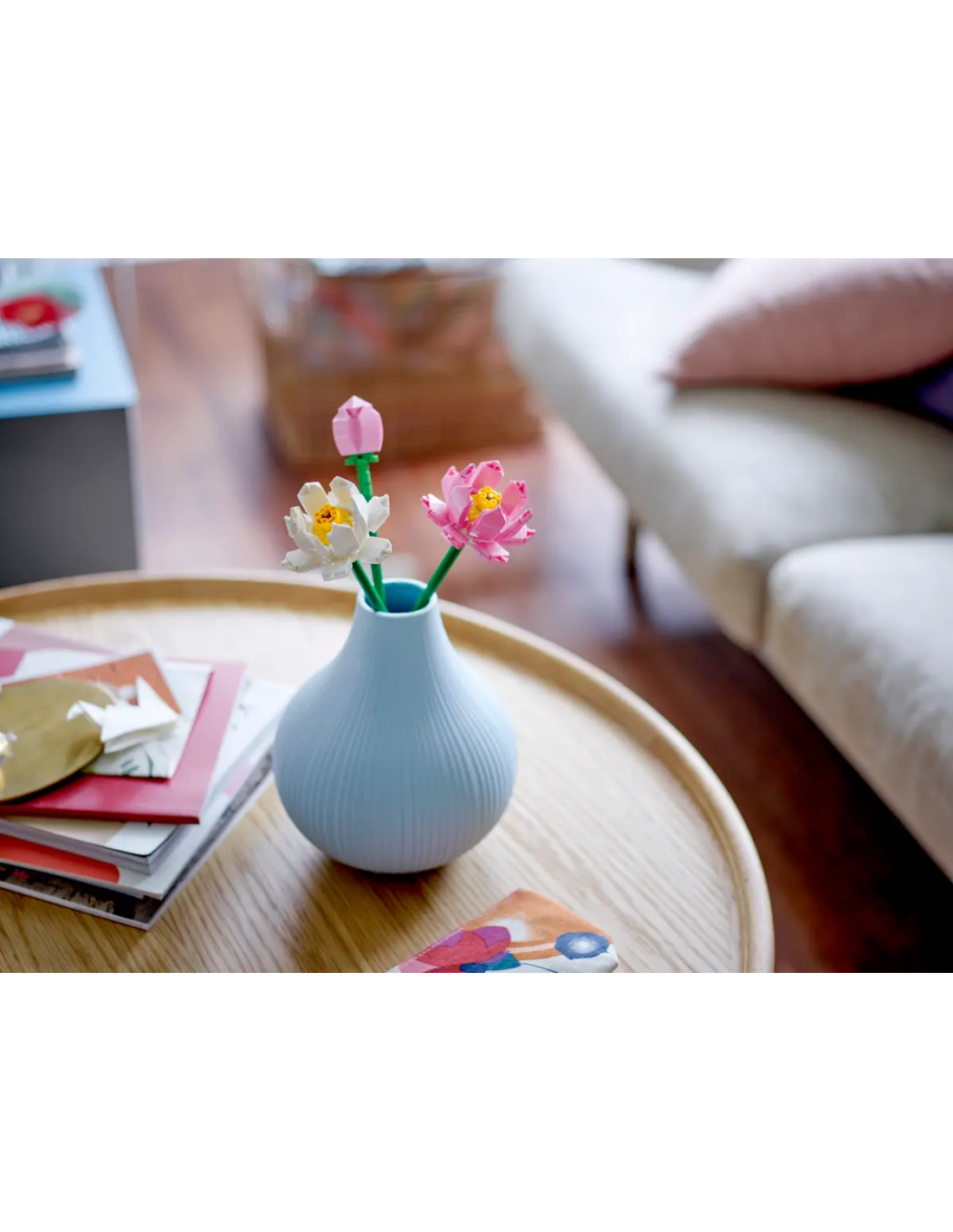 LEGO Creator Fiori di Loto 40647, Bouquet da Costruire con 2 Fiori e 1 Bocciolo, Decorazione Casa, Idea Regalo