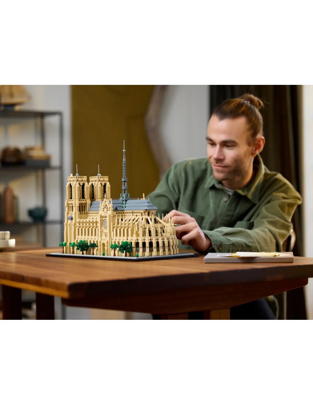 LEGO ARCHITECTURE NOTRE-DAME DE PARIS 21061